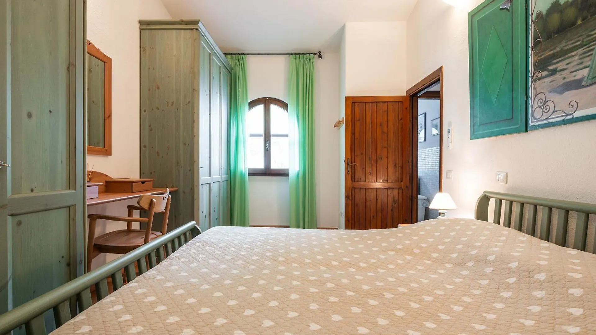 Sardinian Seaside Bliss Apartment Capitana