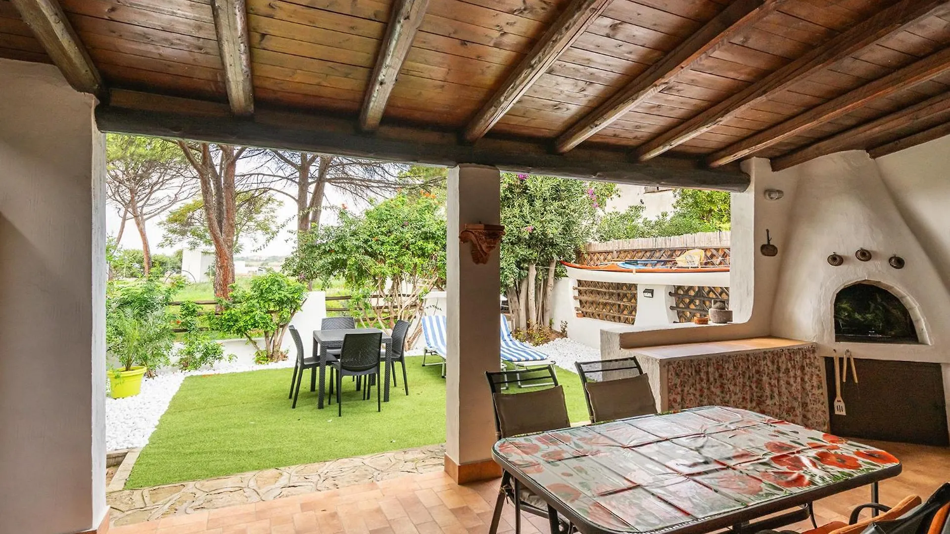 Sardinian Seaside Bliss Apartment Capitana Italy