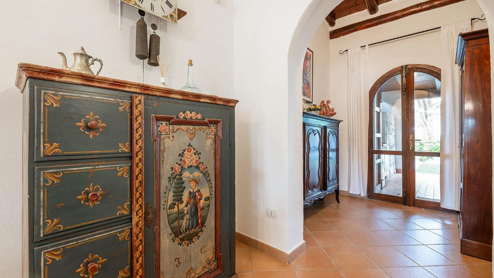 Sardinian Seaside Bliss Apartment Capitana