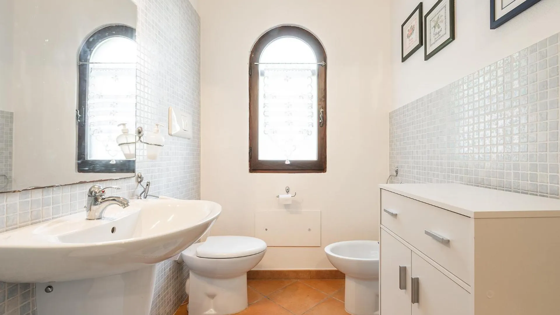 Sardinian Seaside Bliss Apartment Capitana